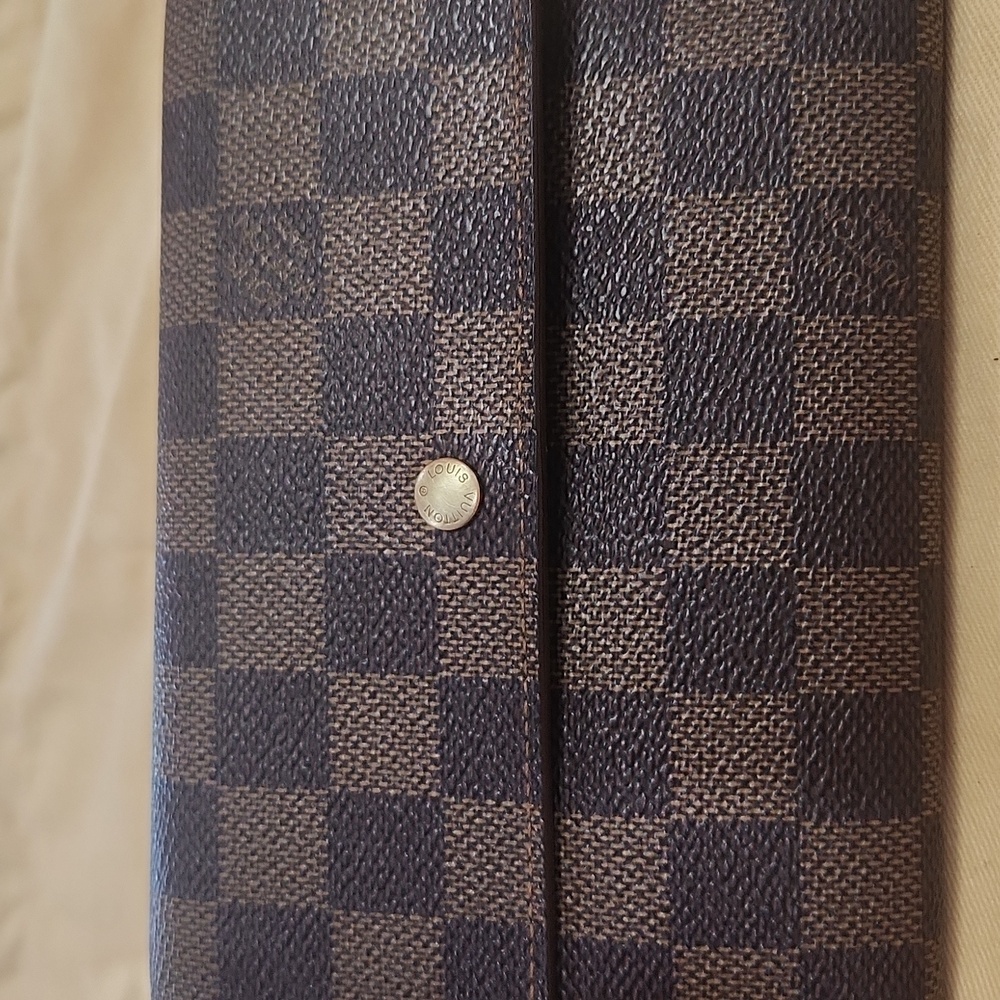 Louis Vuitton Damier Ebene Wallet - Picture 8 of 15